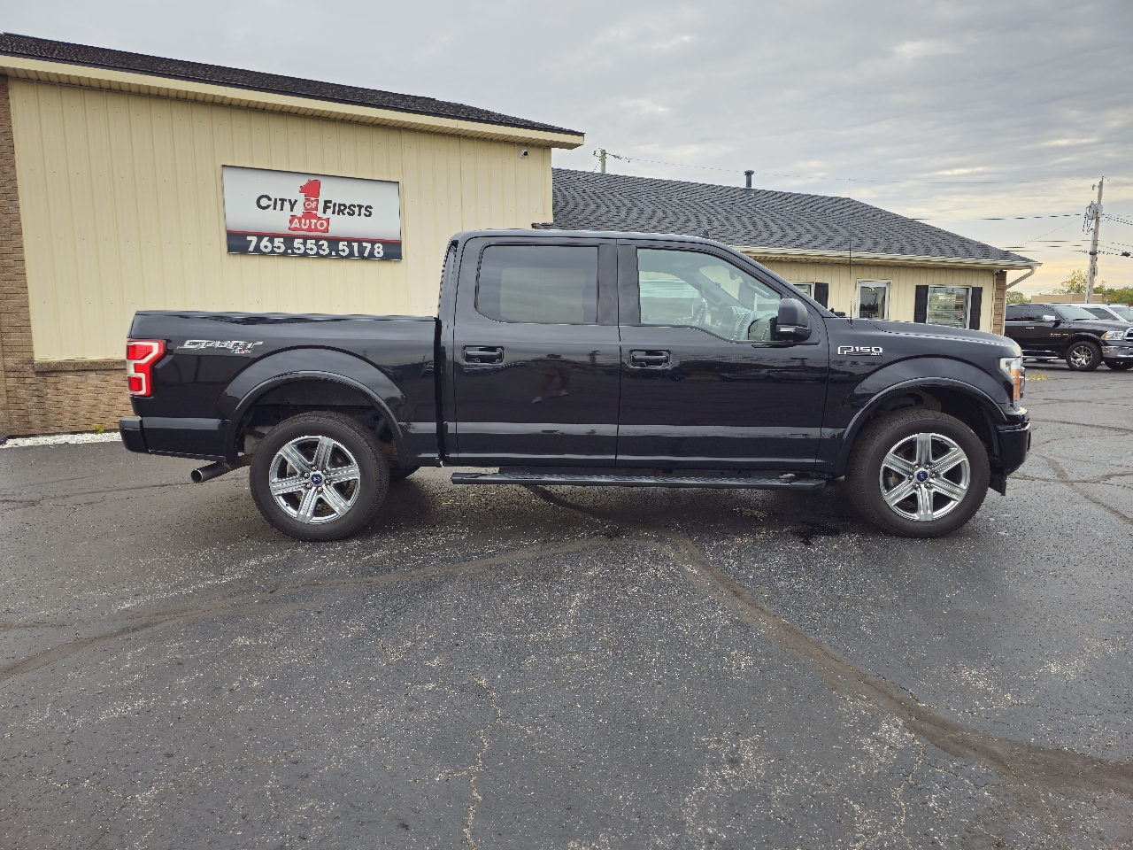 Ford F-150 4WD SuperCrew 145" XLT 2018