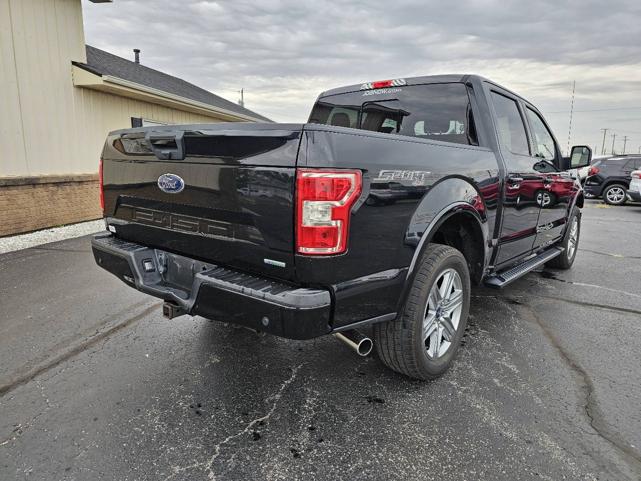Ford F-150 4WD SuperCrew 145" XLT 2018