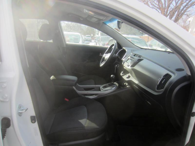 Kia Sportage LX FWD 2016