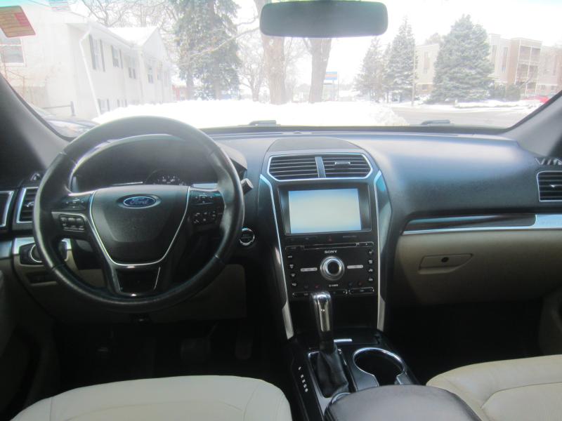 Ford Explorer Limited 4WD 2016