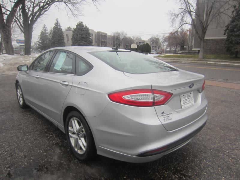 Ford Fusion SE 2013