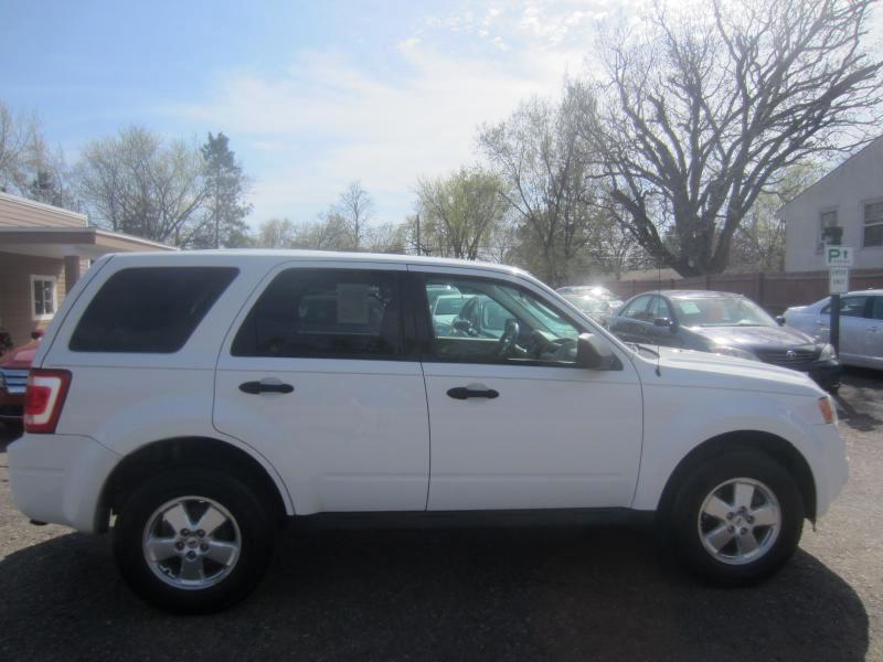 Ford Escape XLS FWD 2011