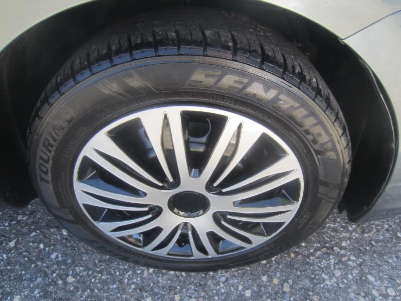 Mazda MAZDA3 i SV AT 4-Door 2013