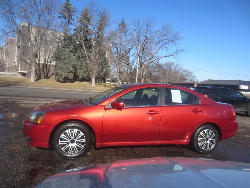 Mitsubishi Galant ES 2011