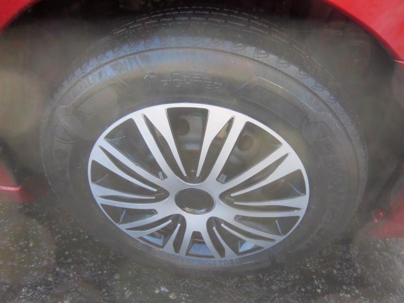 Mitsubishi Galant ES 2011