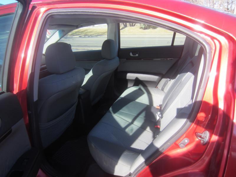 Mitsubishi Galant ES 2011