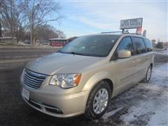 2015 Chrysler Town & Country 