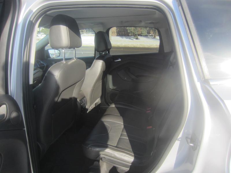 Ford Escape Titanium 4WD 2013