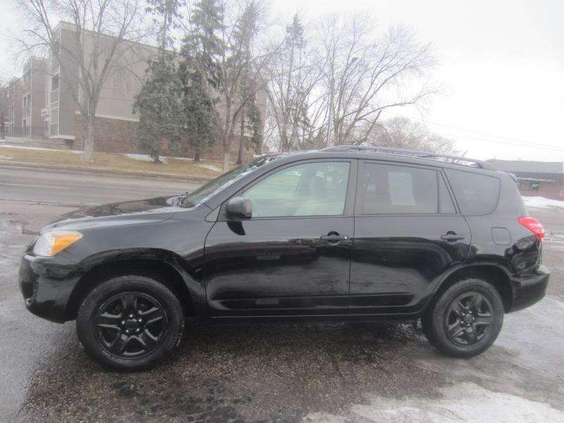 Toyota RAV4 Base I4 4WD 2010