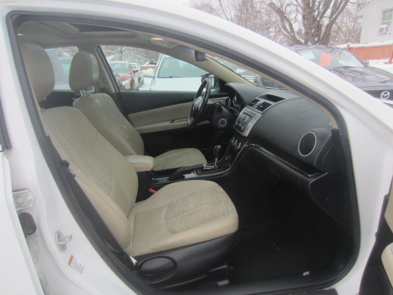 Mazda MAZDA6 Touring 4D Sedan 2009