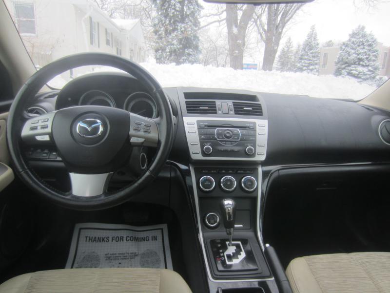 Mazda MAZDA6 Touring 4D Sedan 2009