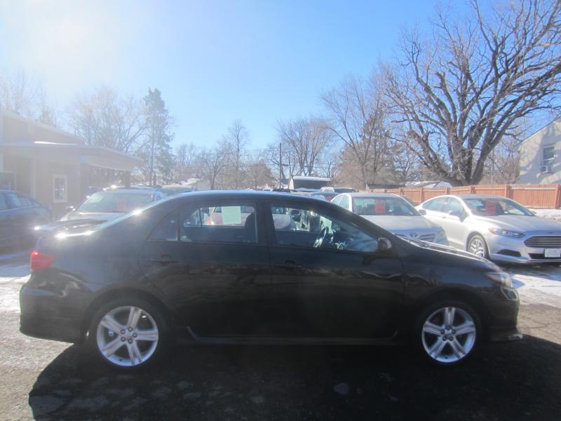 Toyota Corolla S 2013