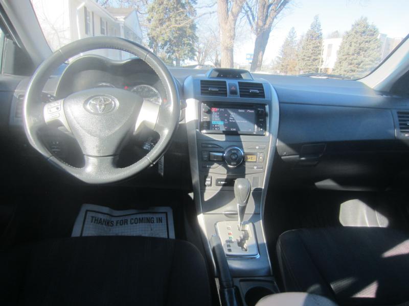 Toyota Corolla S 2013