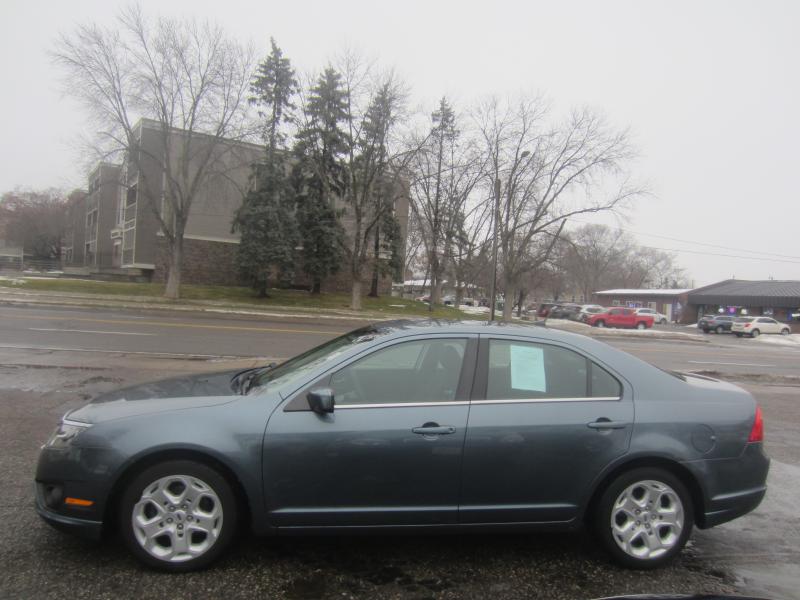 Ford Fusion I4 SE 2011