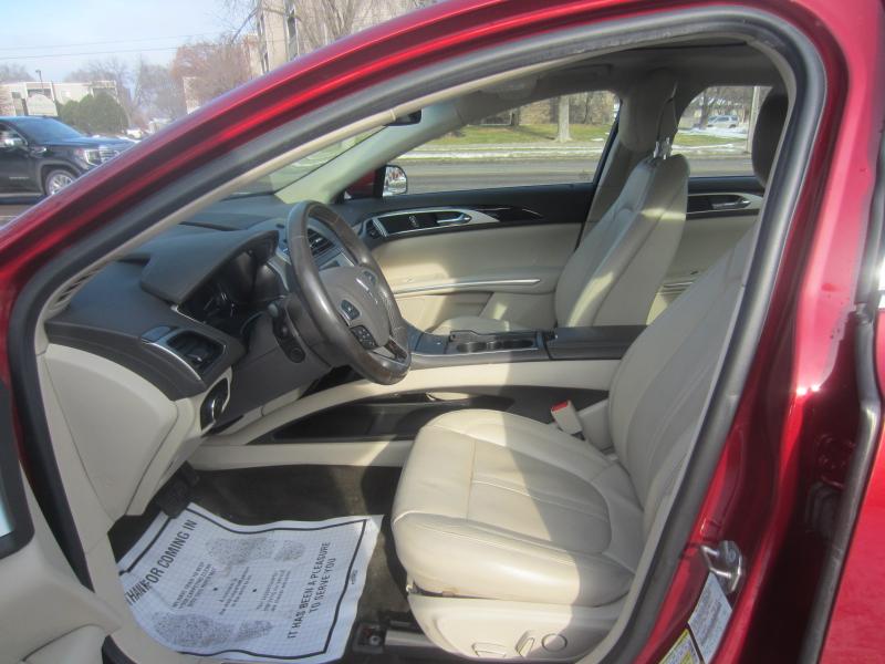 Lincoln MKZ Hybrid Sedan 2016