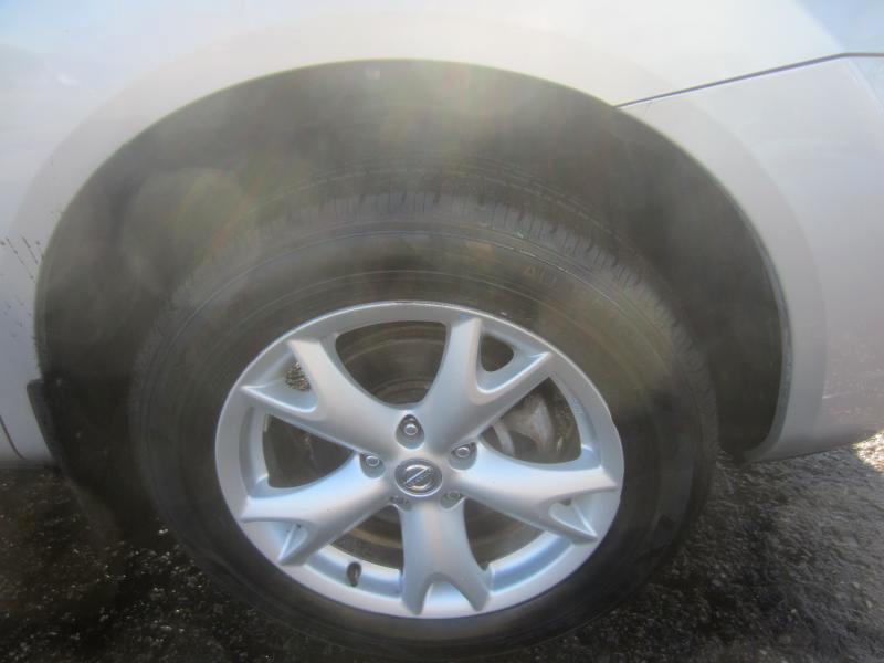 Nissan Rogue SL AWD 2010