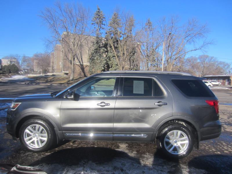 Ford Explorer XLT 4WD 2018