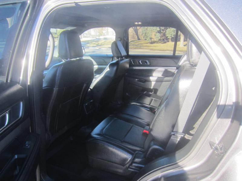 Ford Explorer XLT 4WD 2018