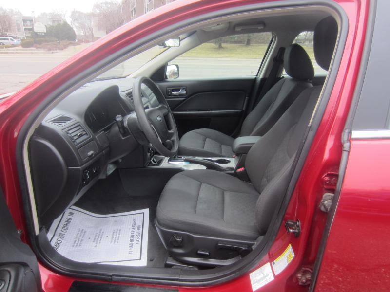 Ford Fusion SE 2010