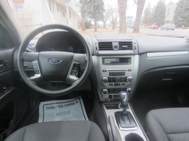 Ford Fusion SE 2010