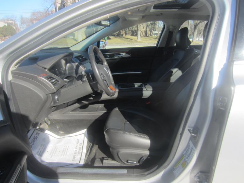 Lincoln MKZ FWD 2013