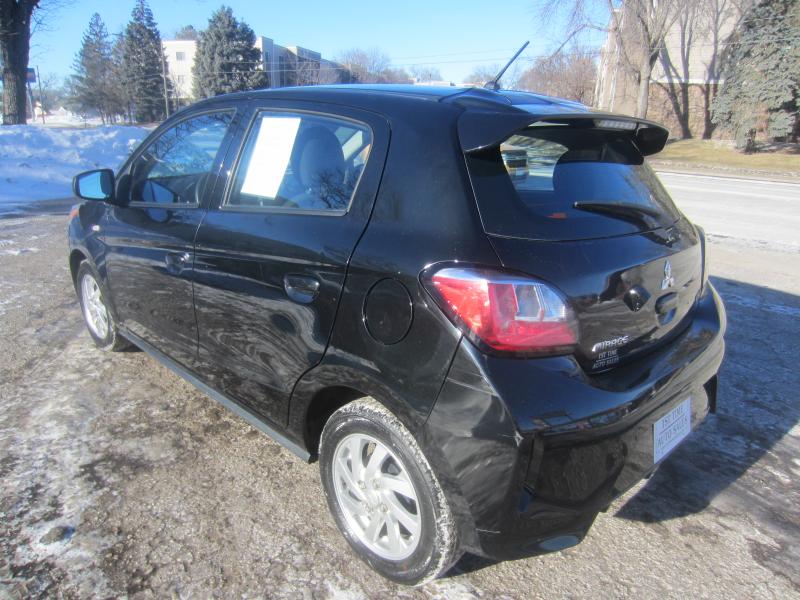 Mitsubishi Mirage ES 5M 2021