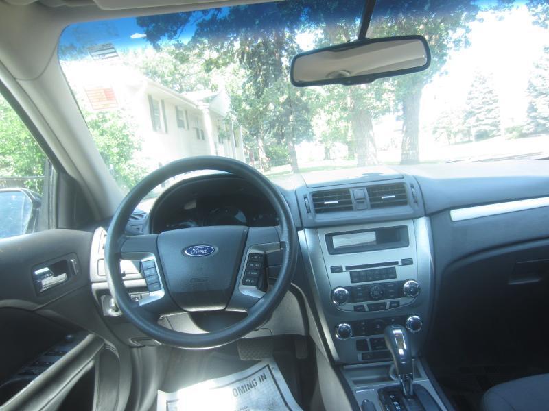Ford Fusion SE 2010