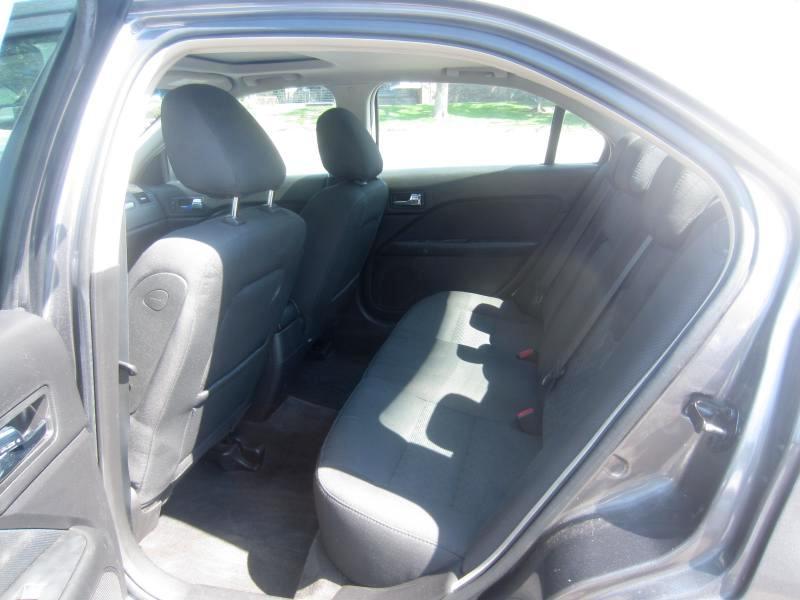 Ford Fusion SE 2010