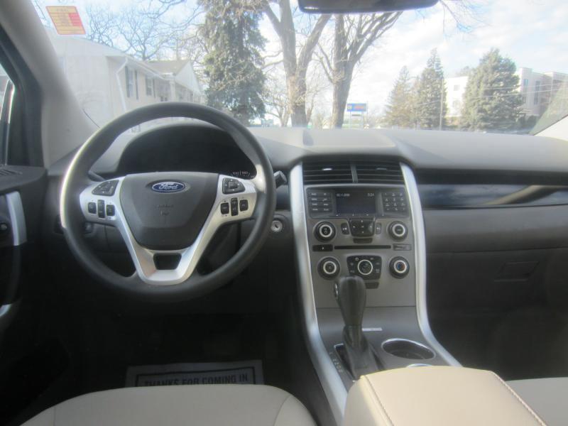 Ford Edge SE FWD 2013
