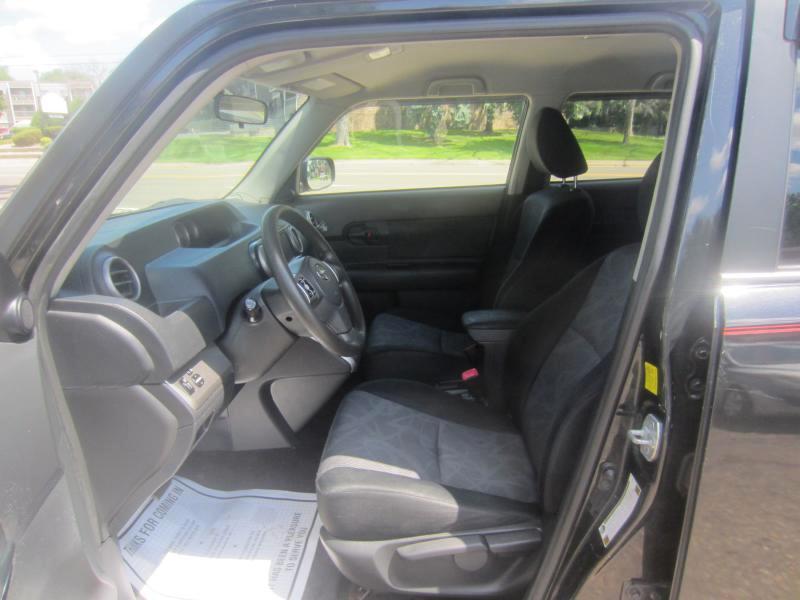 Scion xB 5dr Wgn Auto (Natl) 2011