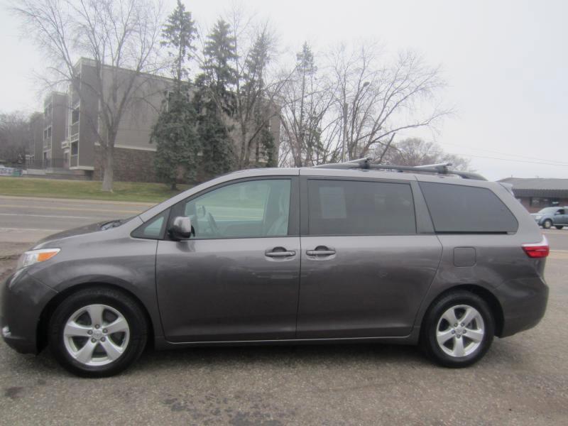 Toyota Sienna LE FWD 8-Passenger V6 2015