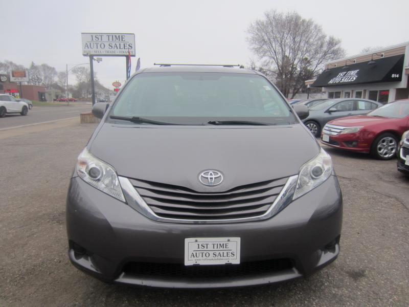 Toyota Sienna LE FWD 8-Passenger V6 2015