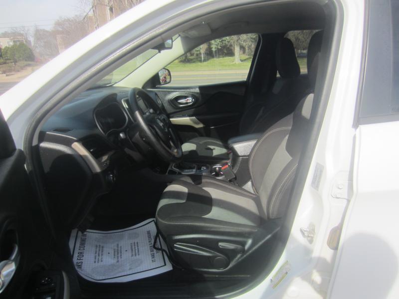 Jeep Cherokee Sport FWD 2017