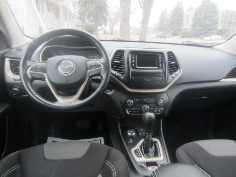 Jeep Cherokee Sport 4WD 2015