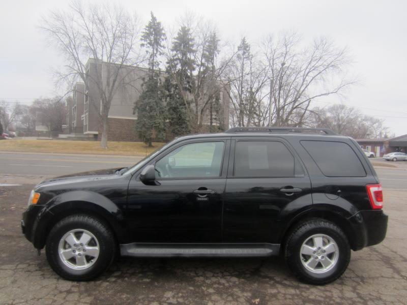 Ford Escape XLT FWD 2012