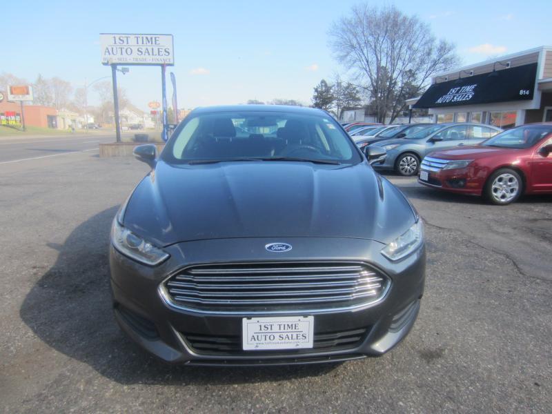 Ford Fusion SE 2016