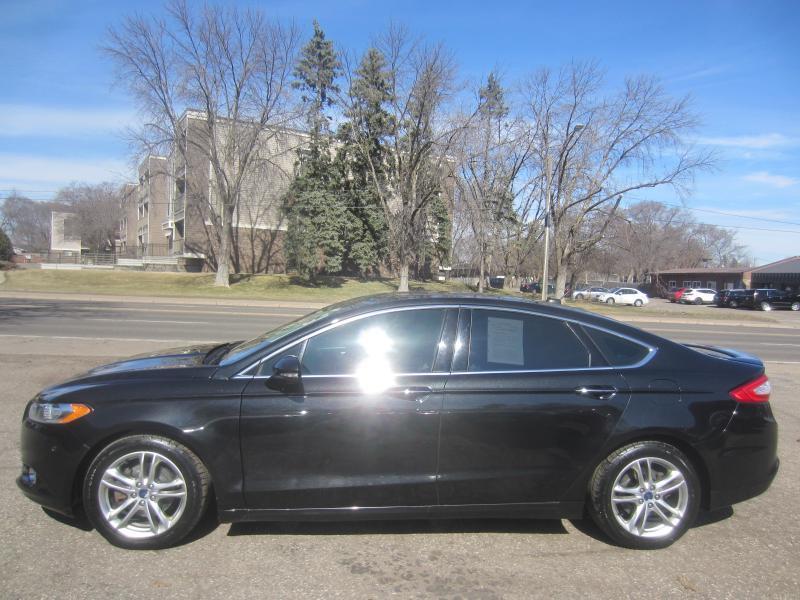 Ford Fusion Hybrid Titanium 2015