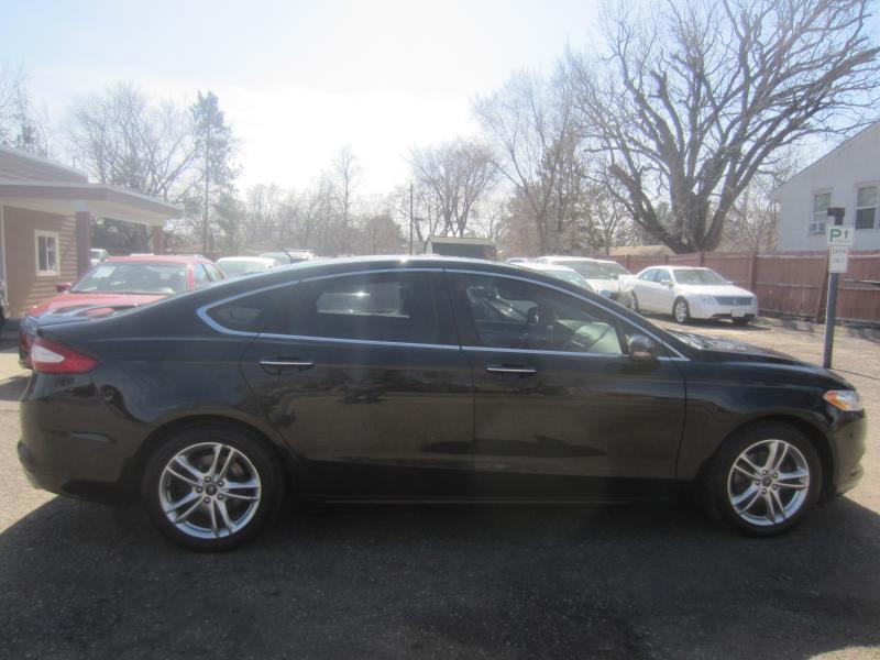 Ford Fusion Hybrid Titanium 2015