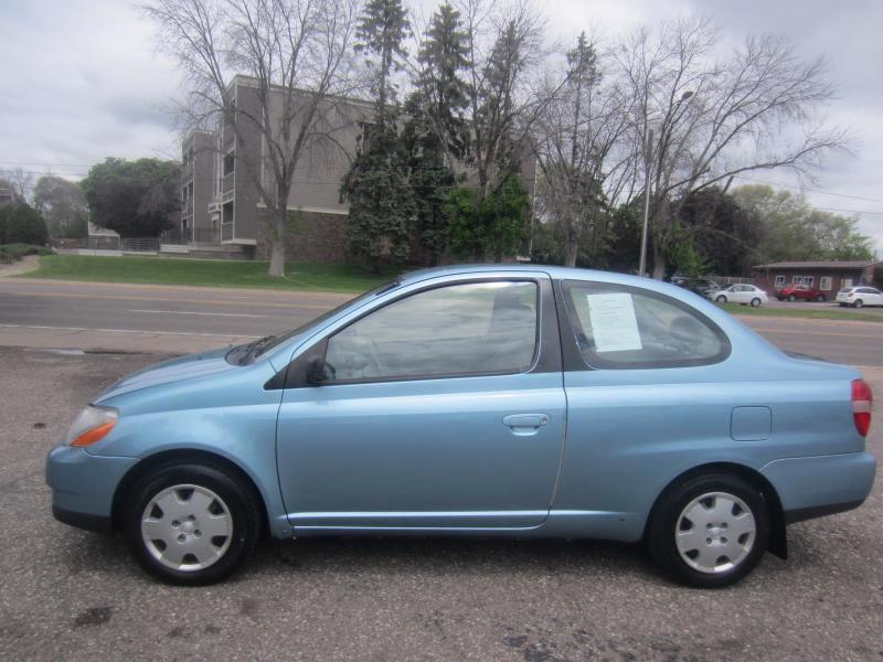 Toyota ECHO 2-Door Sedan 2002