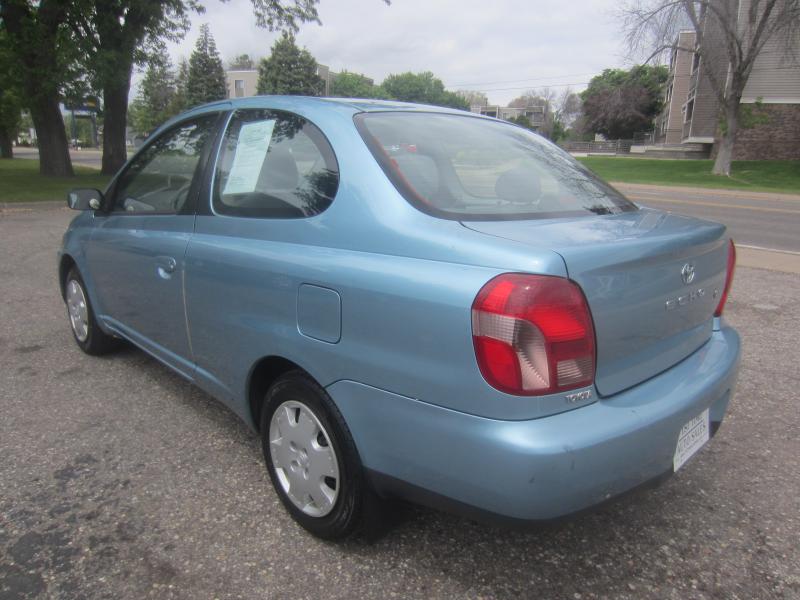 Toyota ECHO 2-Door Sedan 2002