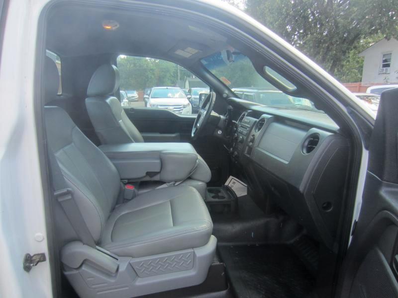 Ford F-150 XLT 8-ft. Bed 4WD 2013