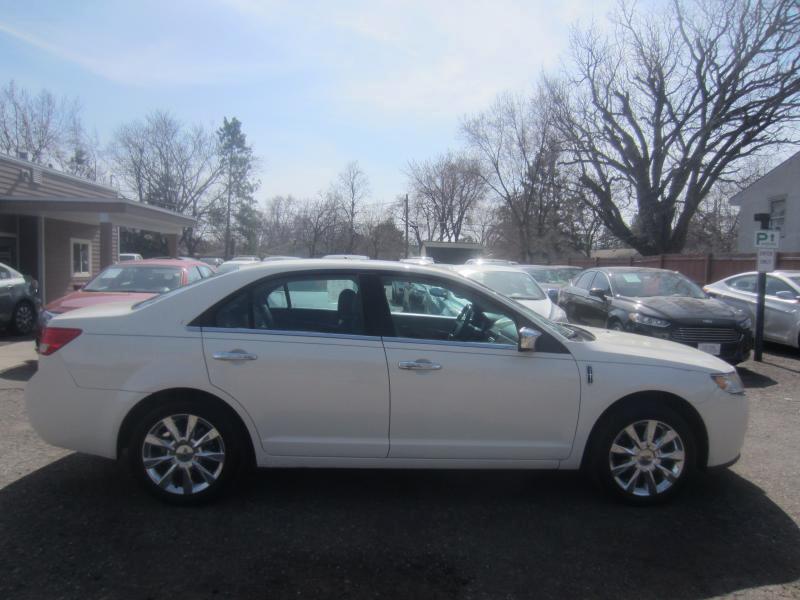 Lincoln MKZ FWD 2012