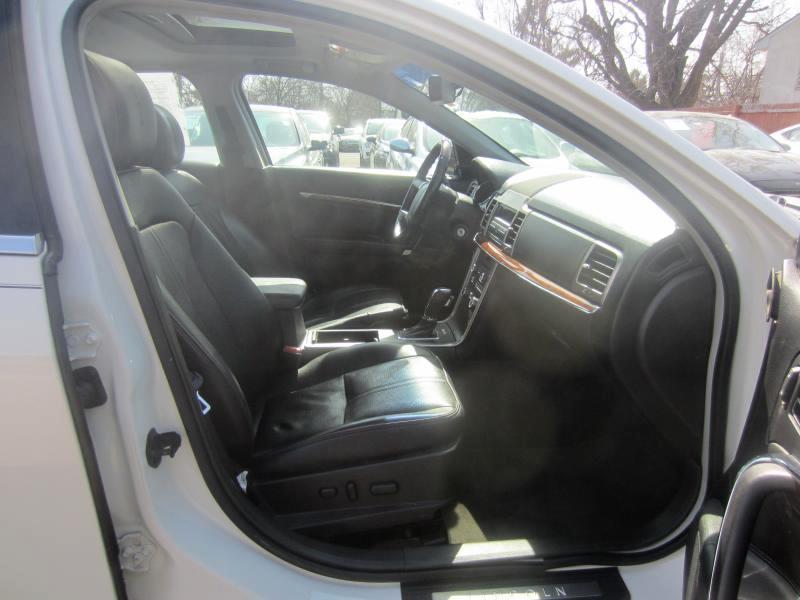 Lincoln MKZ FWD 2012