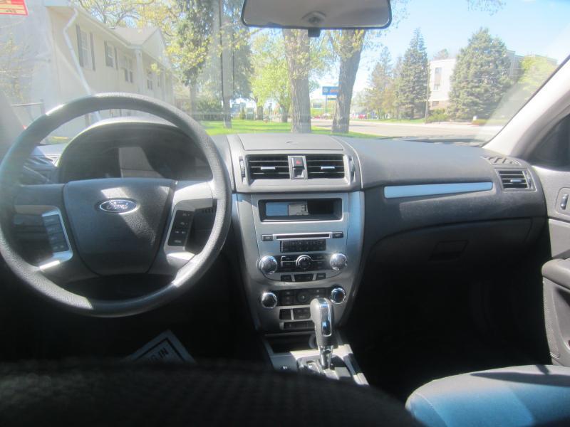 Ford Fusion SE 2010