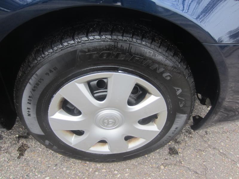 Toyota Camry LE 2002