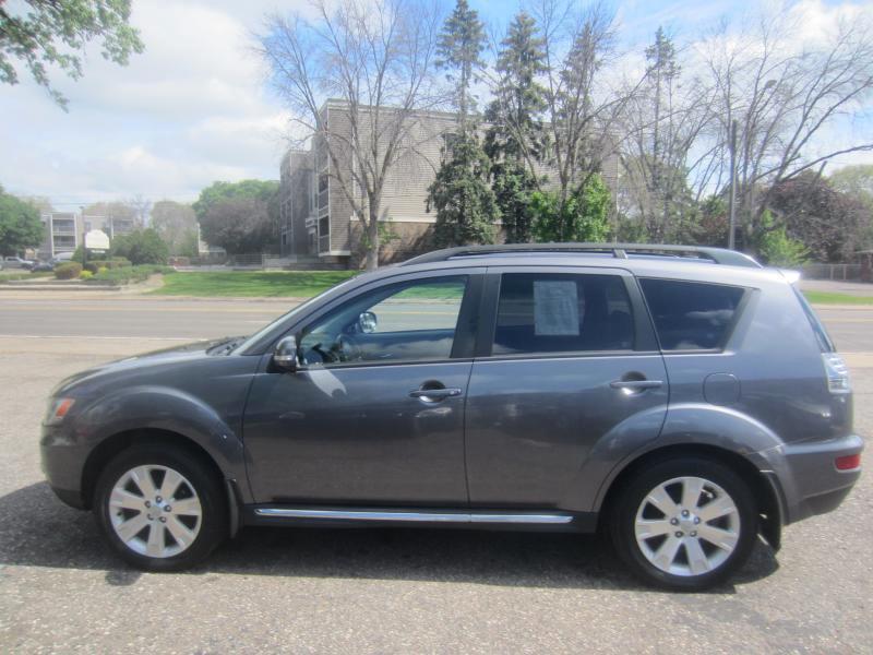 Mitsubishi Outlander SE 4WD 2010
