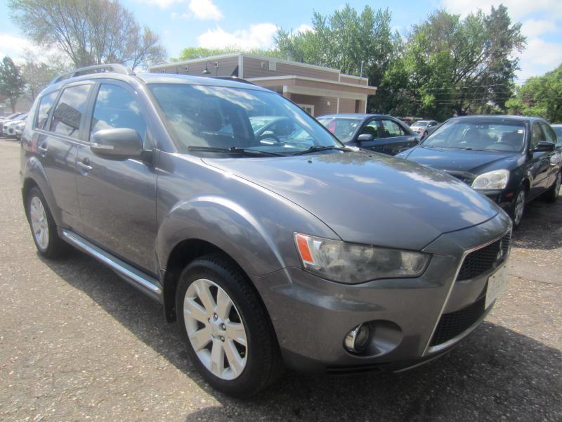 Mitsubishi Outlander SE 4WD 2010