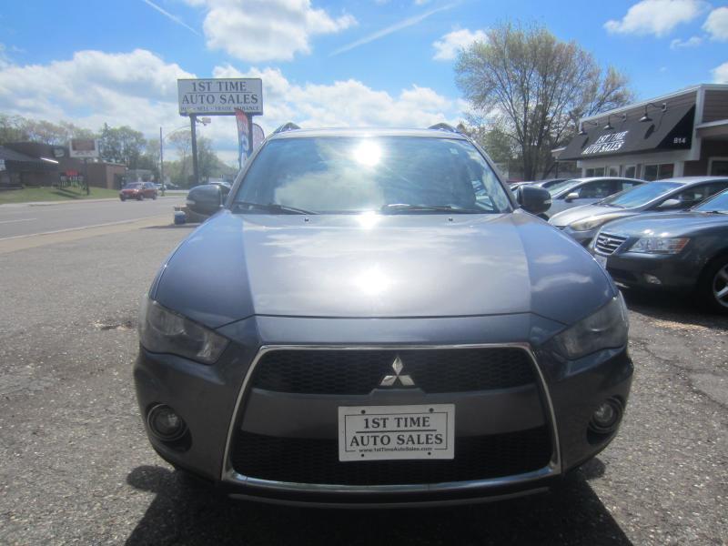 Mitsubishi Outlander SE 4WD 2010