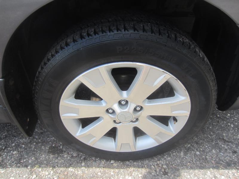 Mitsubishi Outlander SE 4WD 2010