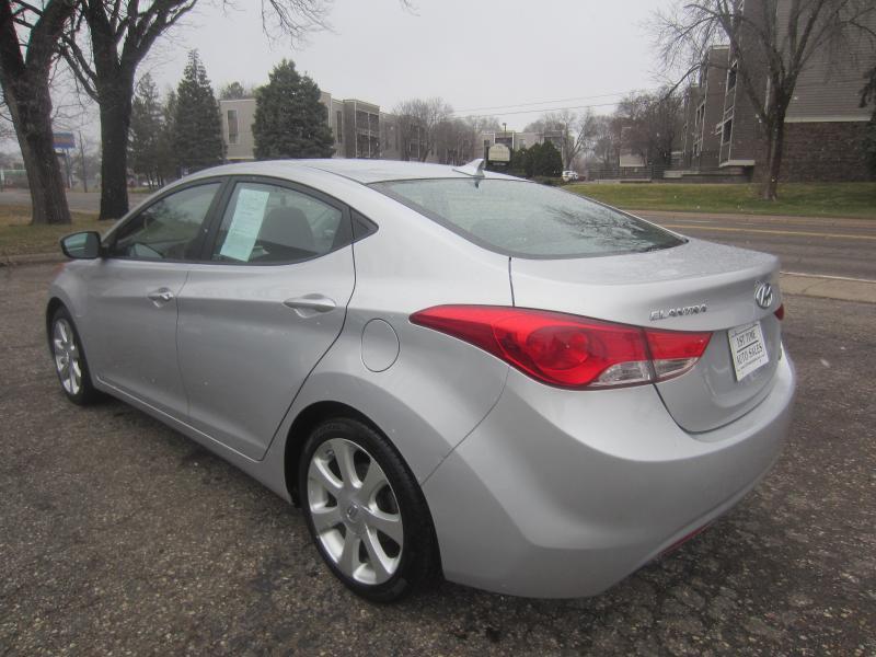 Hyundai Elantra GLS 4D Sedan 2013